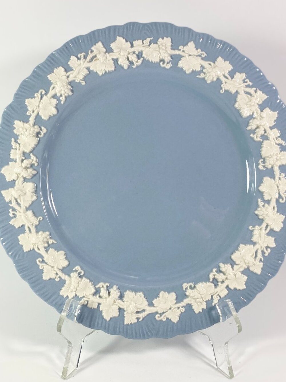 1950s Wedgwood Queensware Bread Shell edge 10.25" Dinner Plate -8 available